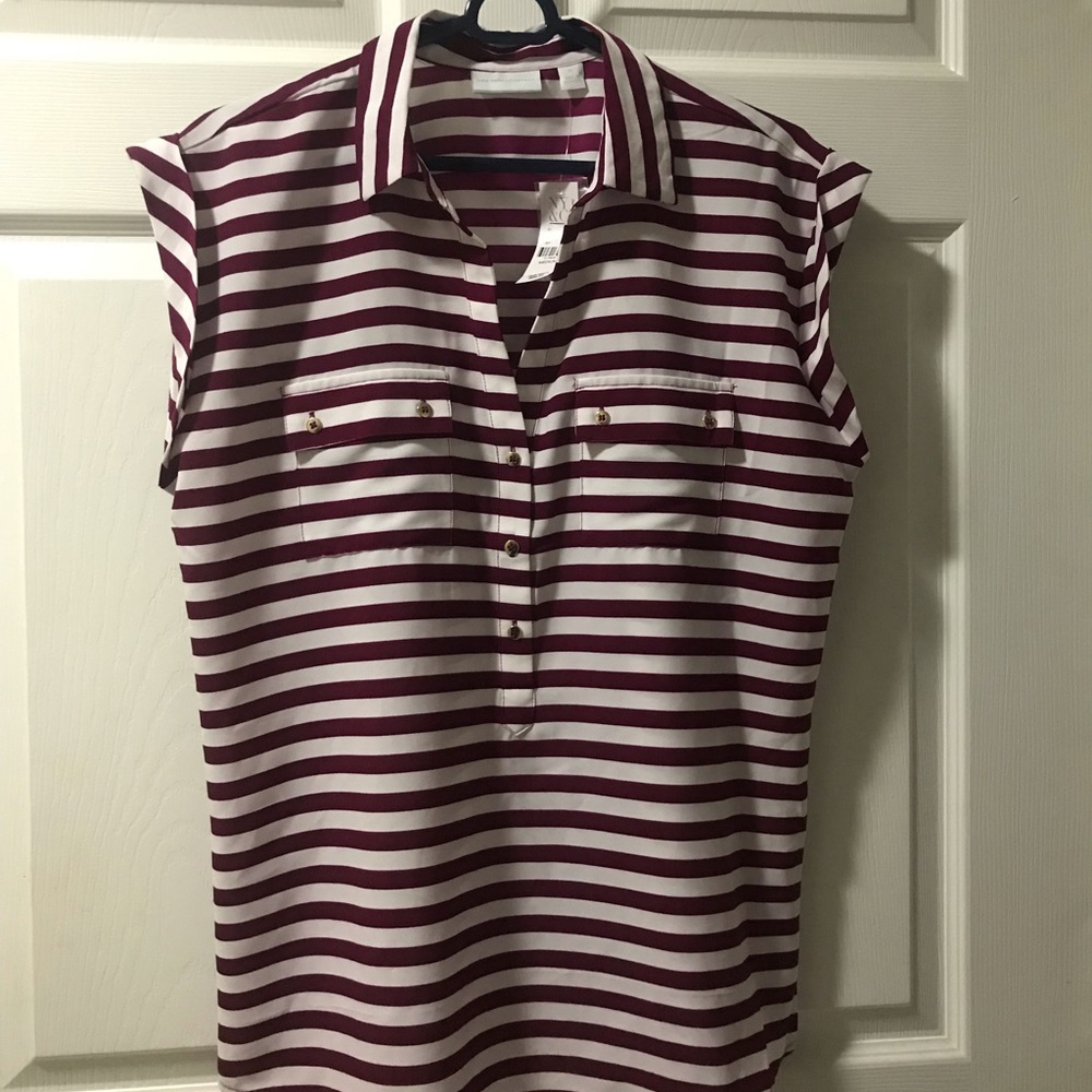 Women’s Sleeveless Blouse